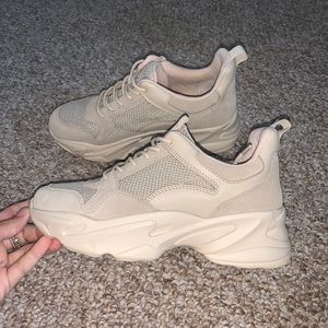 Steve Madden sneakers